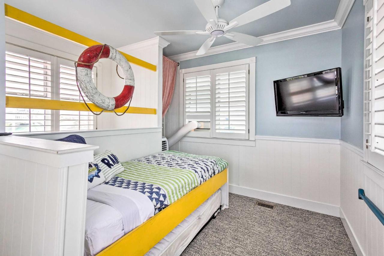 Grand Getaway - Walk A Block To The Beach! * Destin