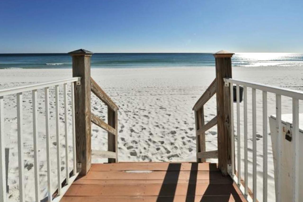 Towers 32 * Destin