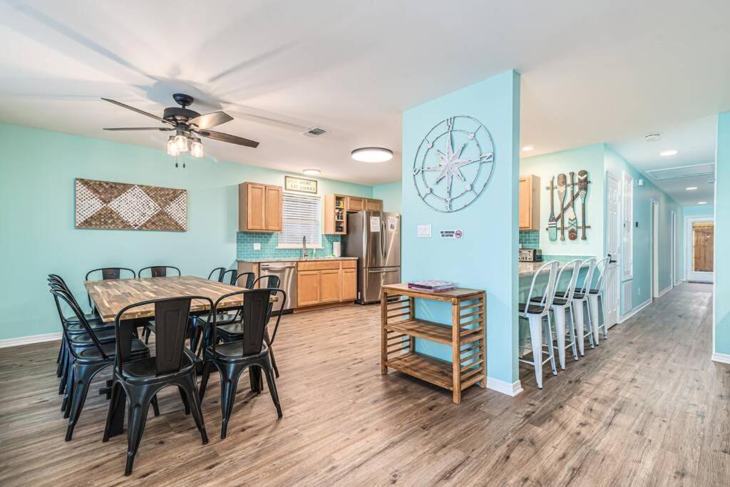 Zula Breeze: Beachfront Pet-friendly Retreat With Pool