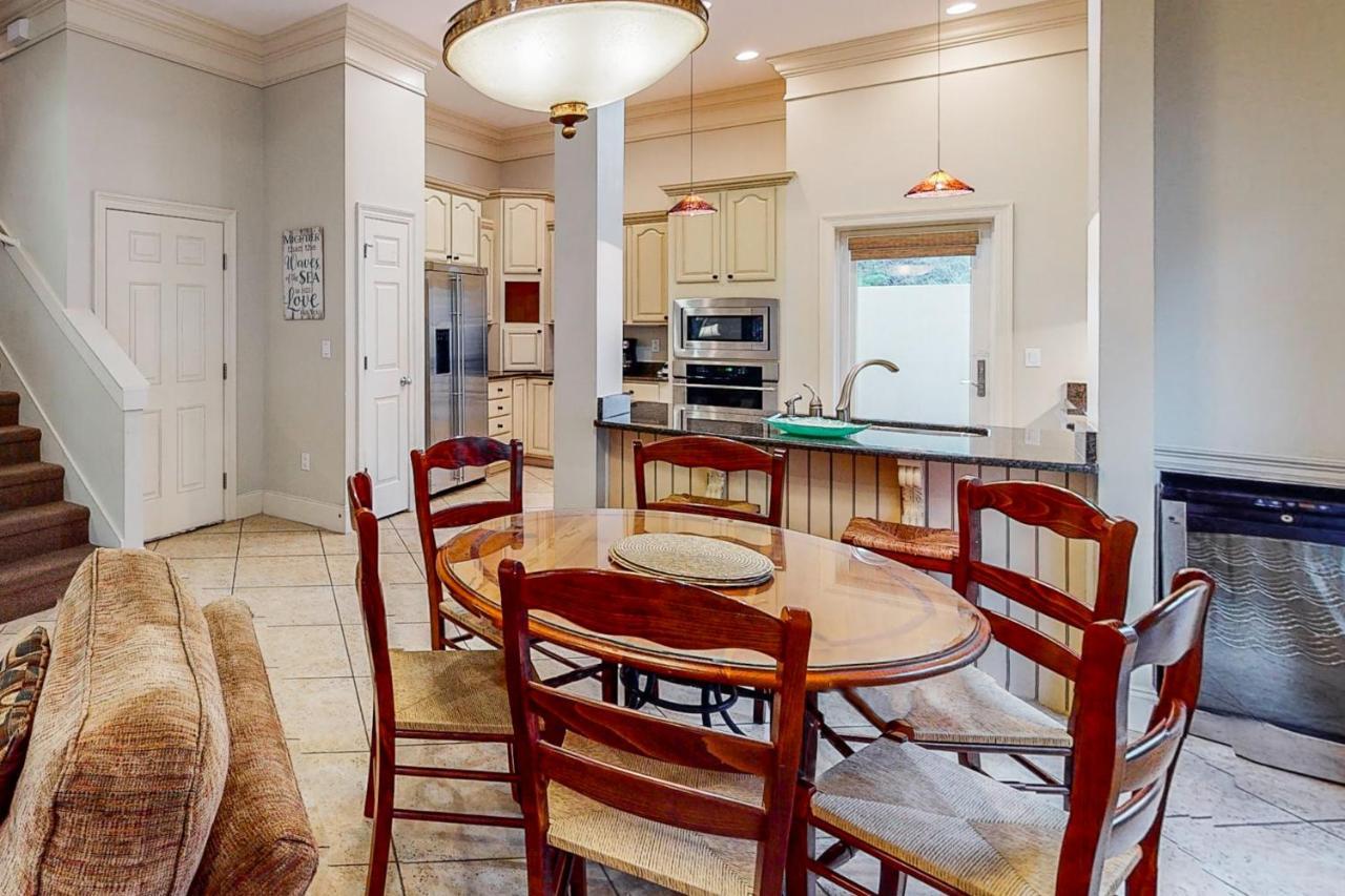 Tops'l Captiva 33 Holiday home
