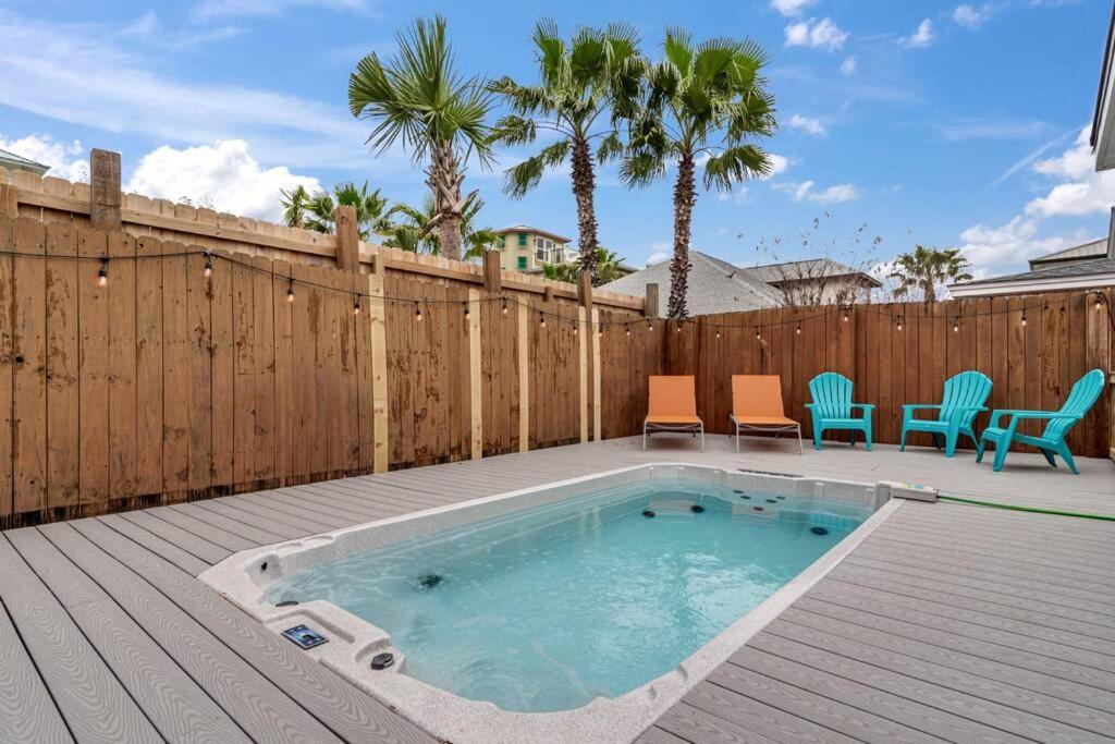 Zula Breeze: Beachfront Pet-friendly Retreat With Pool * Destin