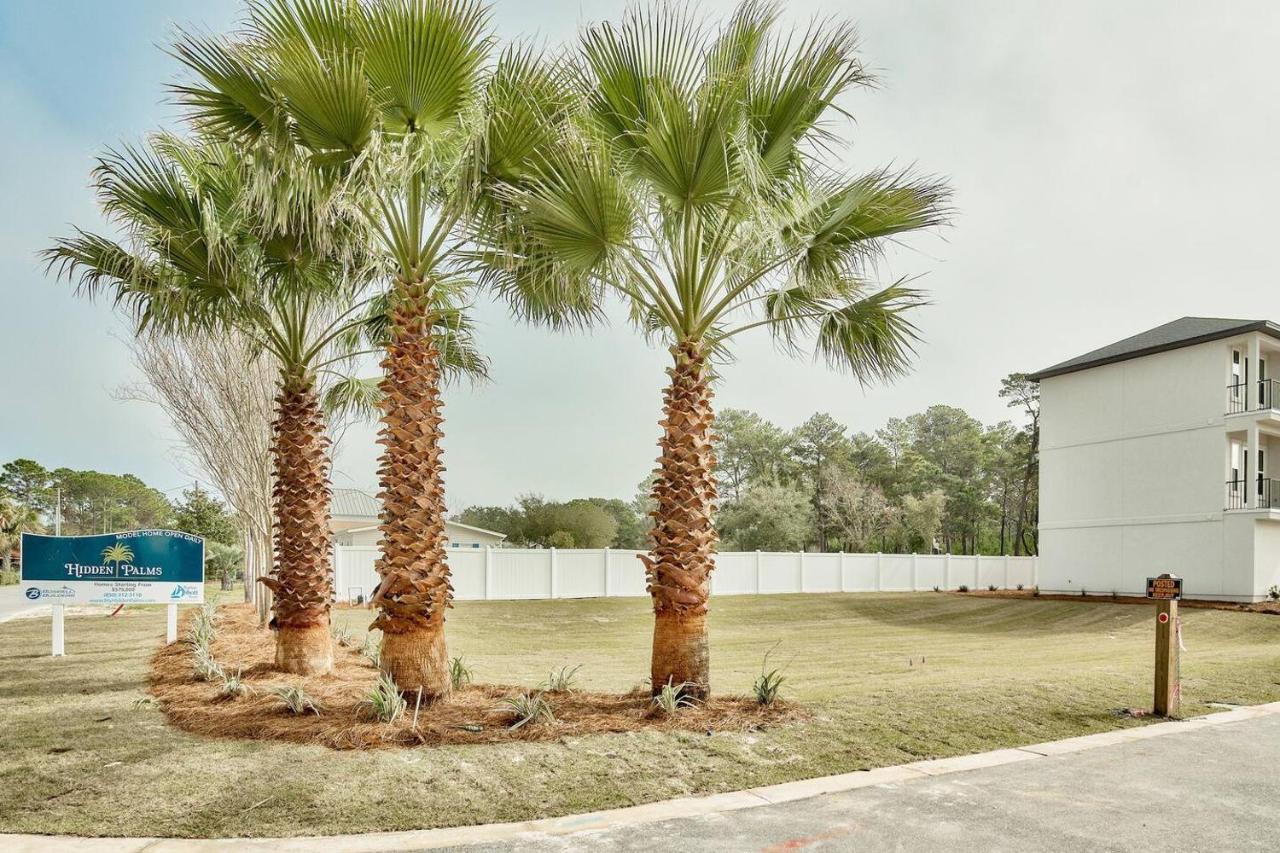 Holiday home Majestic 3-story Near Beach, Free Wi-fi, Community Pool And Bbq Access