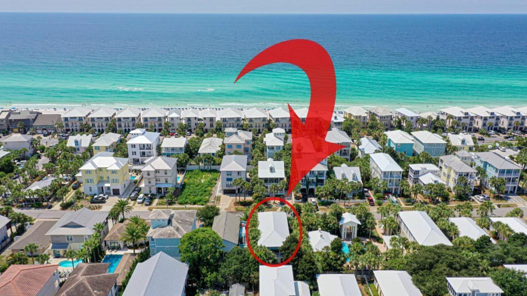 2-story Home, Walk To Beach, Hot Tub, Free Wifi, Pets Ok, Community Pool Access * Destin