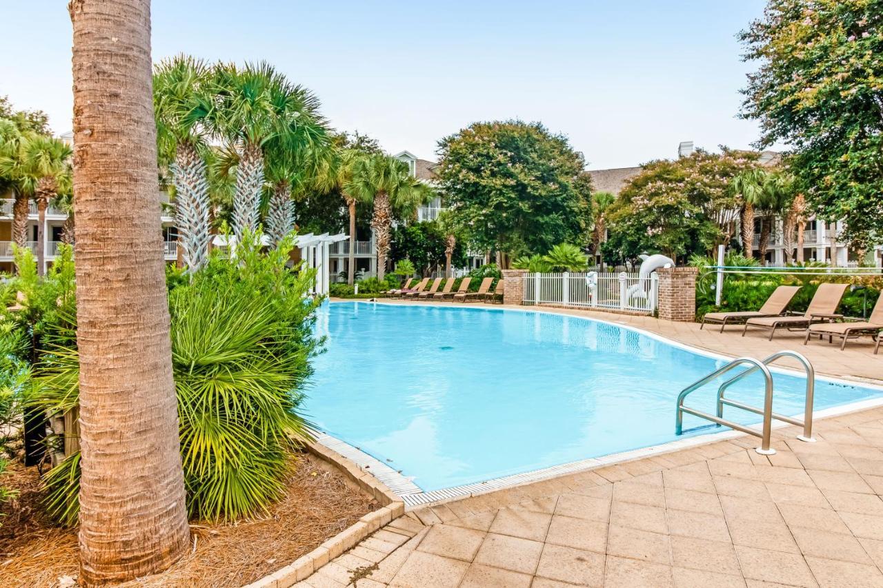 Sandestin Baytowne Wharf 449 Market St * Destin