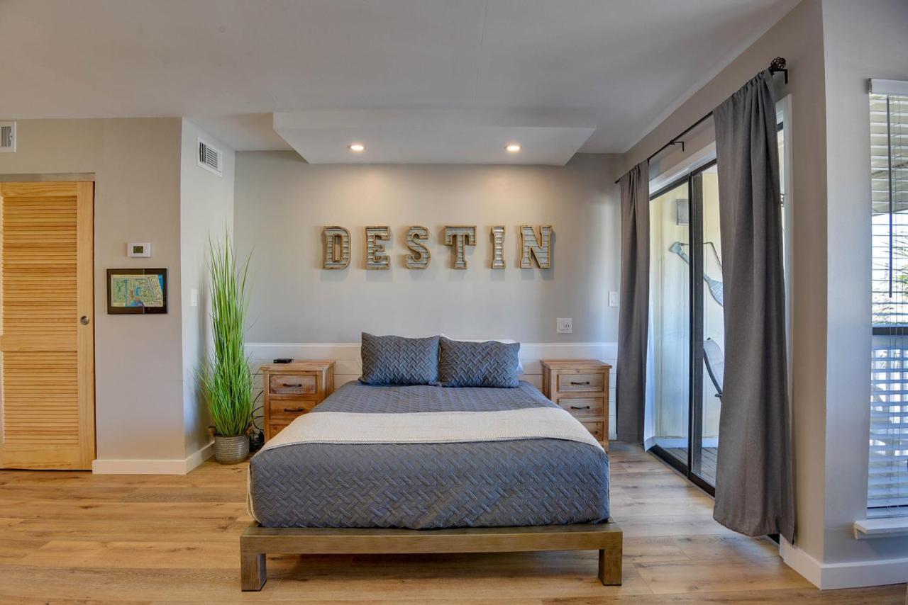 Partial Ocean View At Sandpiper Cove Apartment