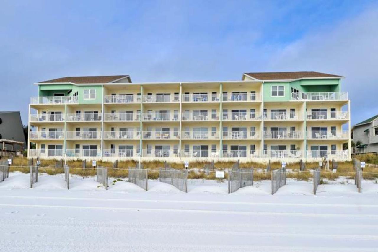 Club 208 Apartment *