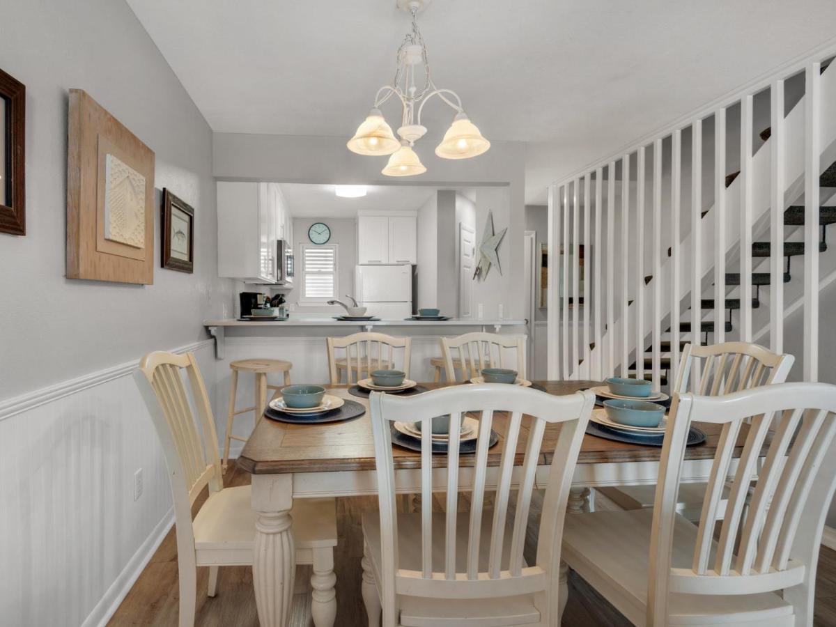Holiday home Seamist Townhomes 1 By Newman-dailey