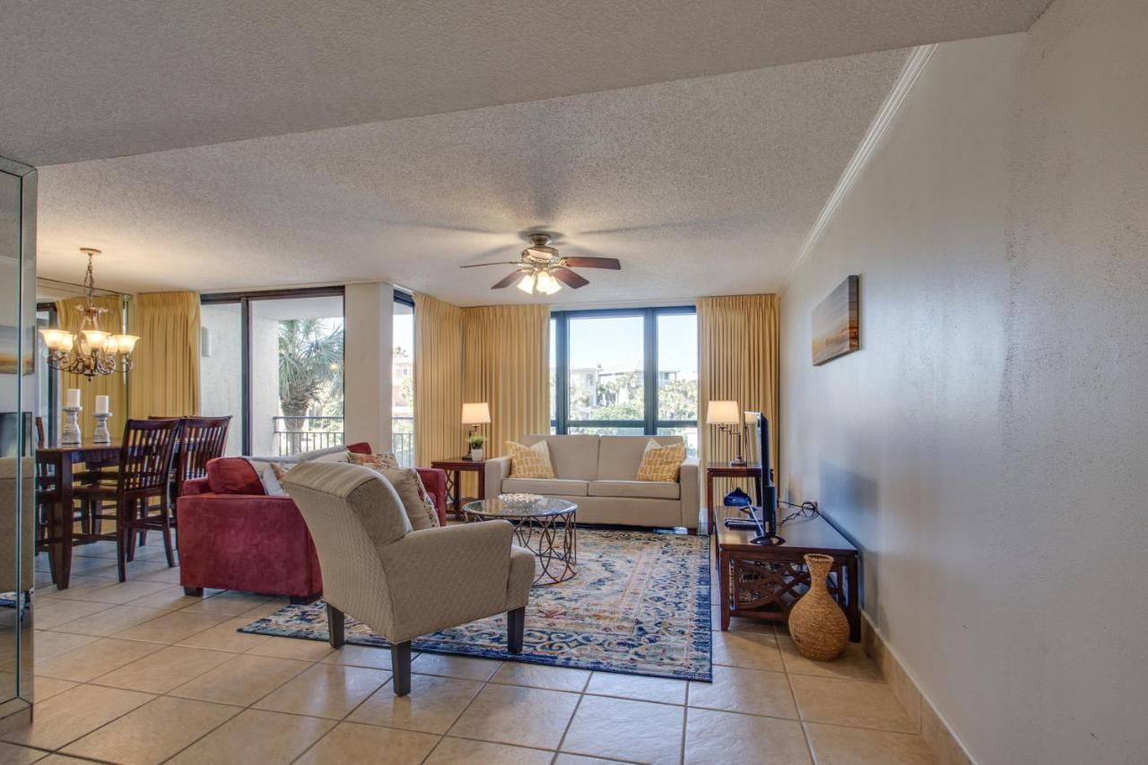 Apartment Enclave 202a *