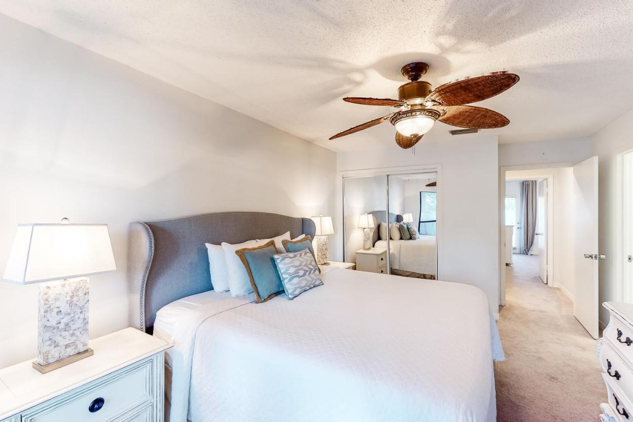 Apartment Tops'l Tennis Village 26 Destin