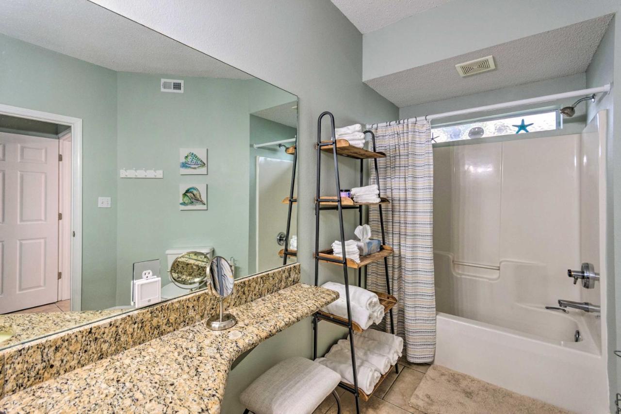 Coastal With Pool - Walk To Beach! * Destin