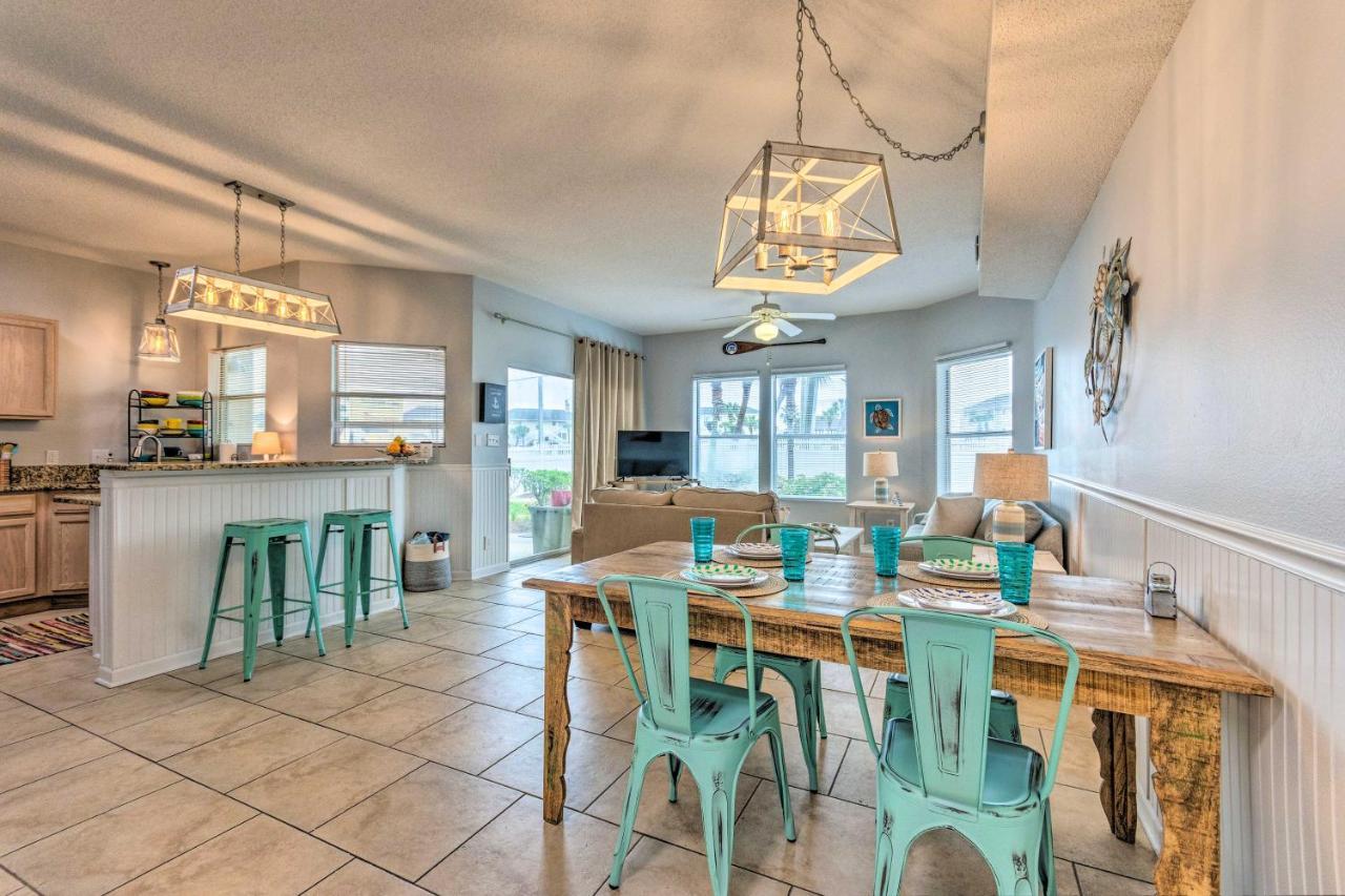 Coastal With Pool - Walk To Beach! *