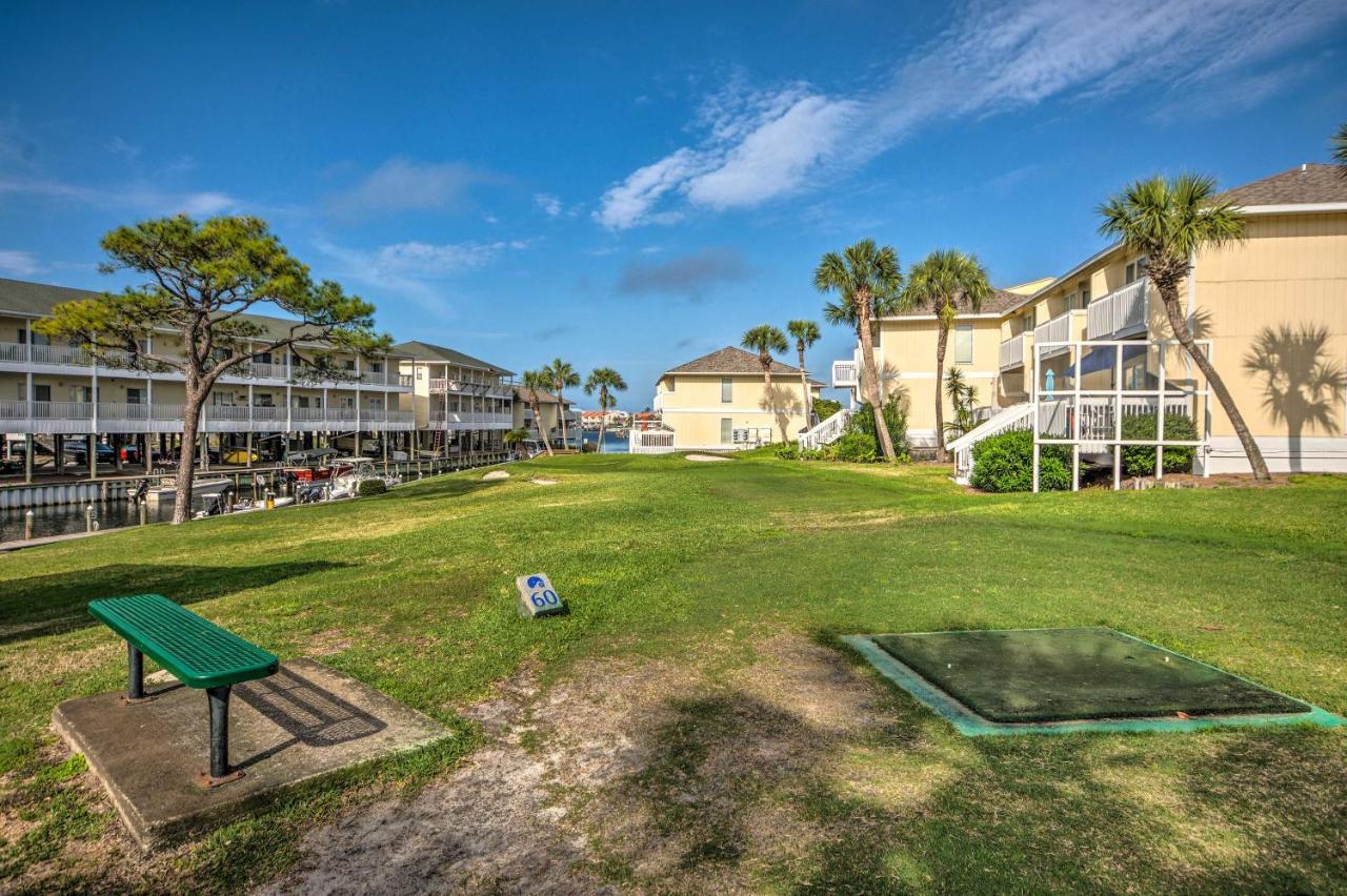 Coastal With Pool - Walk To Beach! Apartment