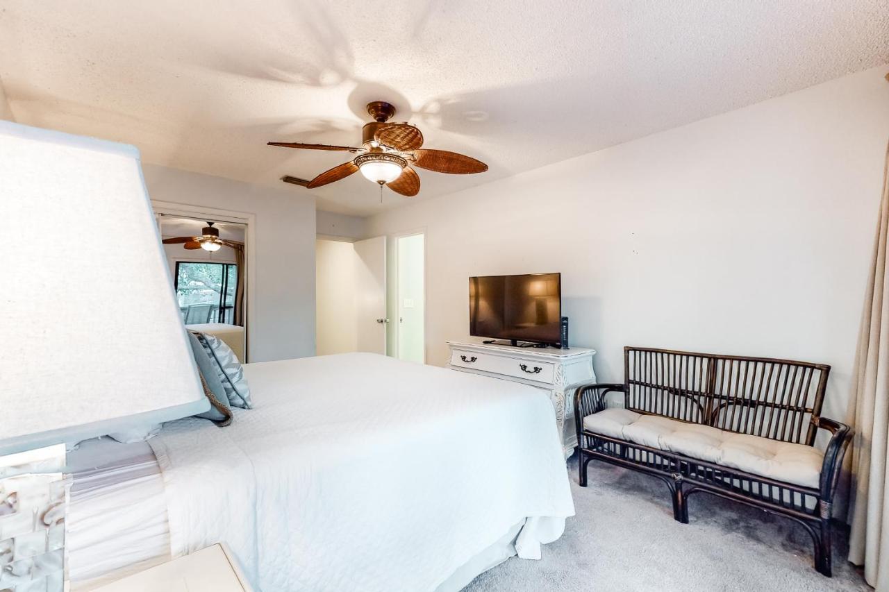 Apartment Tops'l Tennis Village 26 Destin