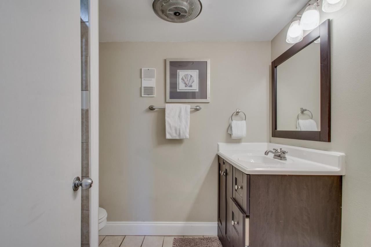 Enclave 202a Apartment *