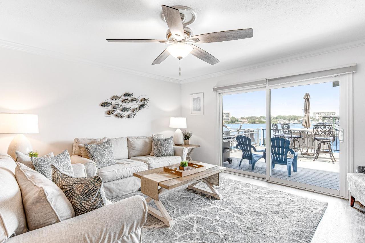 Holiday home Harbor Hideaway