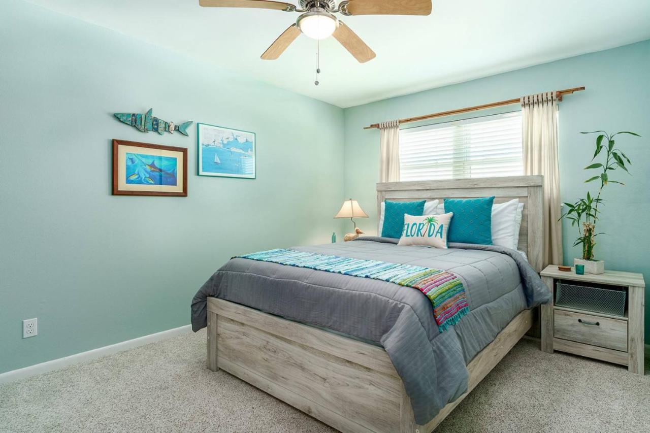 Gulf Winds Court 202 - Emerald Cove Oasis Holiday home *