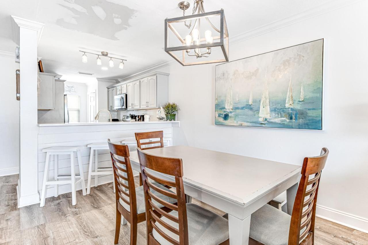 Holiday home Harbor Hideaway