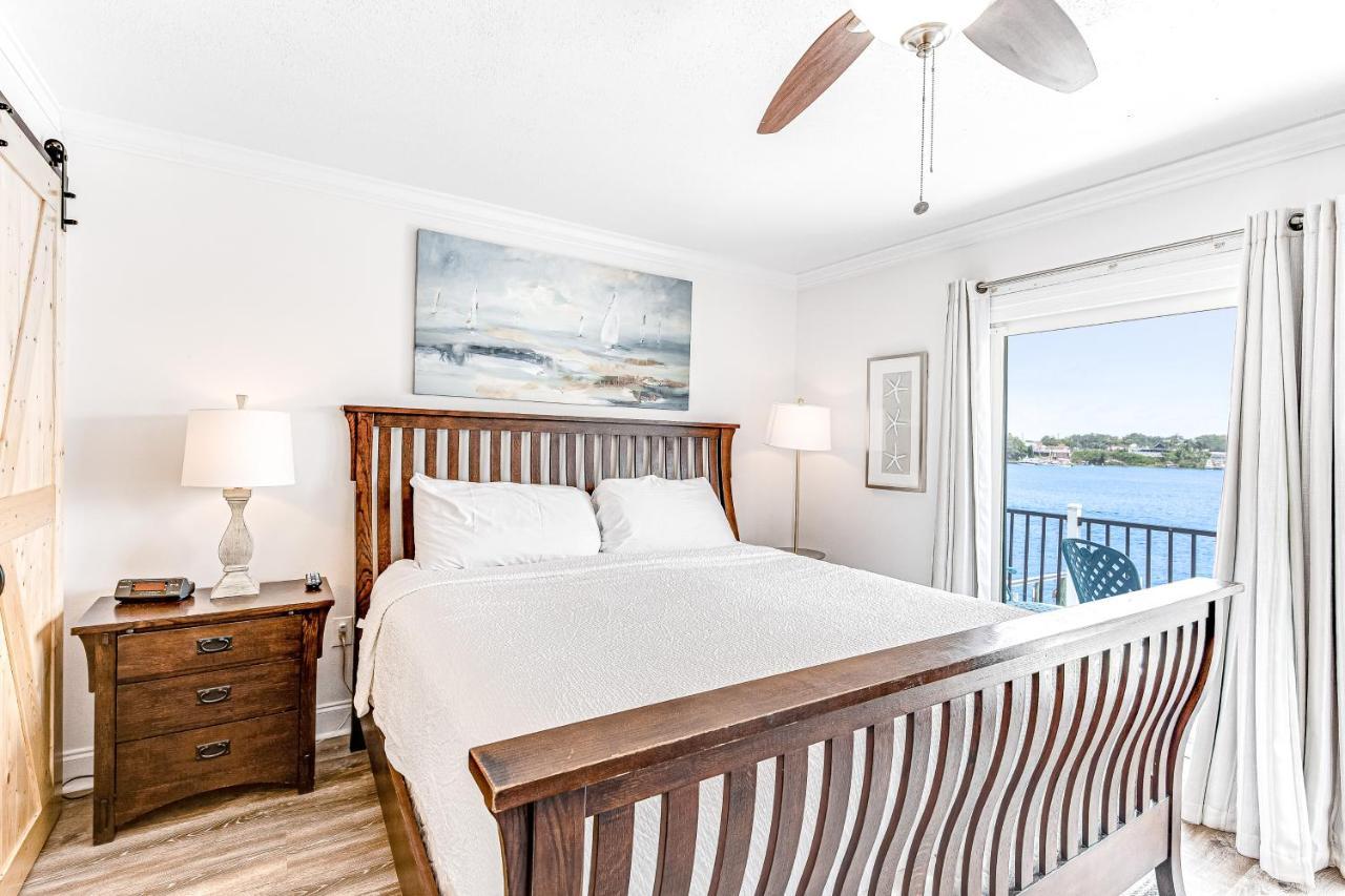 Holiday home Harbor Hideaway *