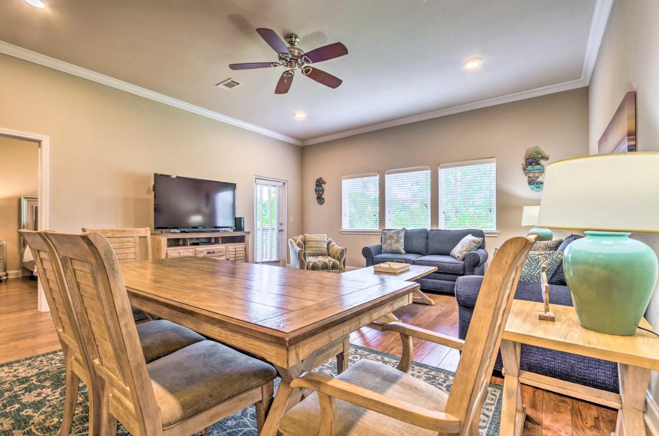 Apartment Luxurious Alerio Condo - Steps To Private Beach! Destin