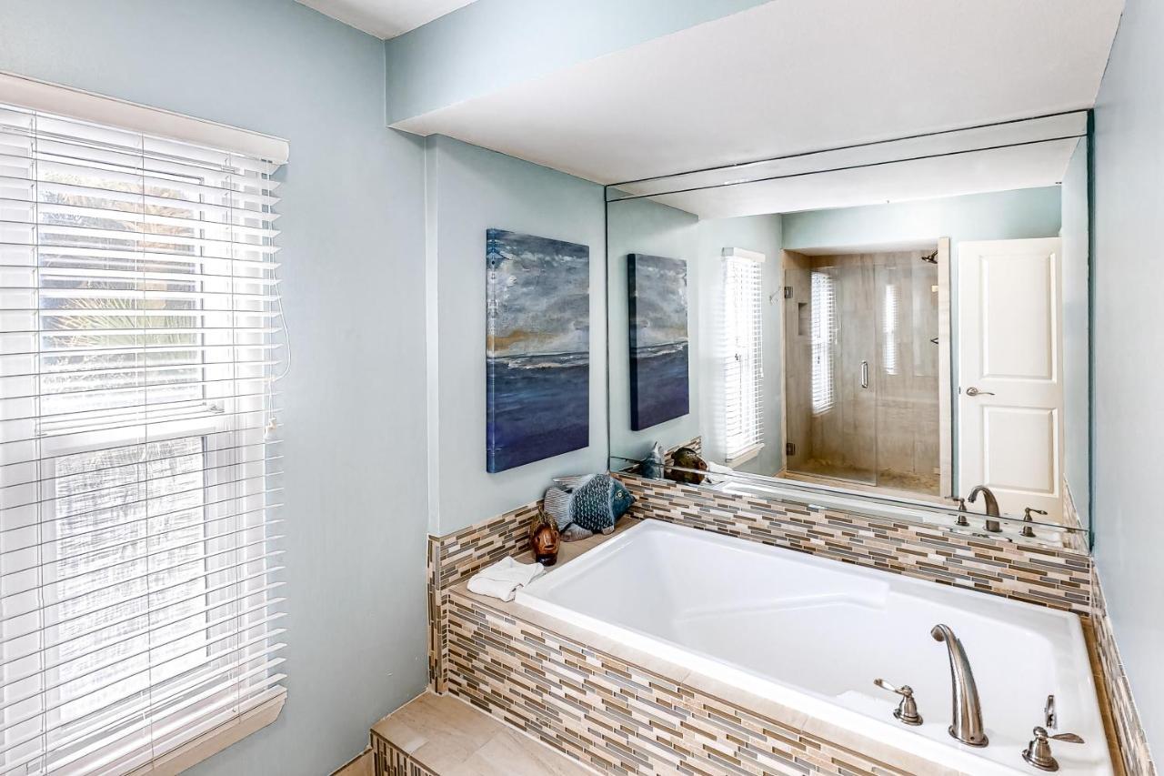 Apartment Club 208 Destin