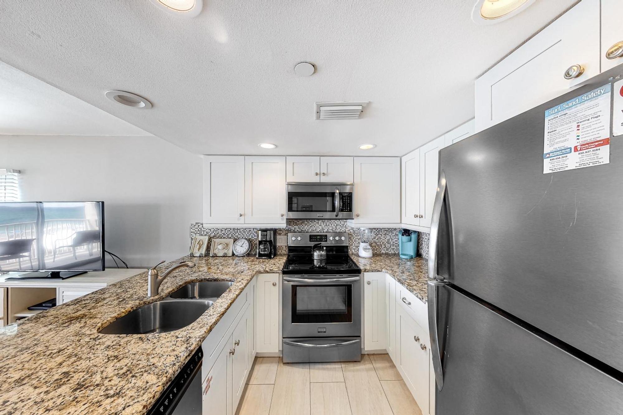 Club 208 Apartment *