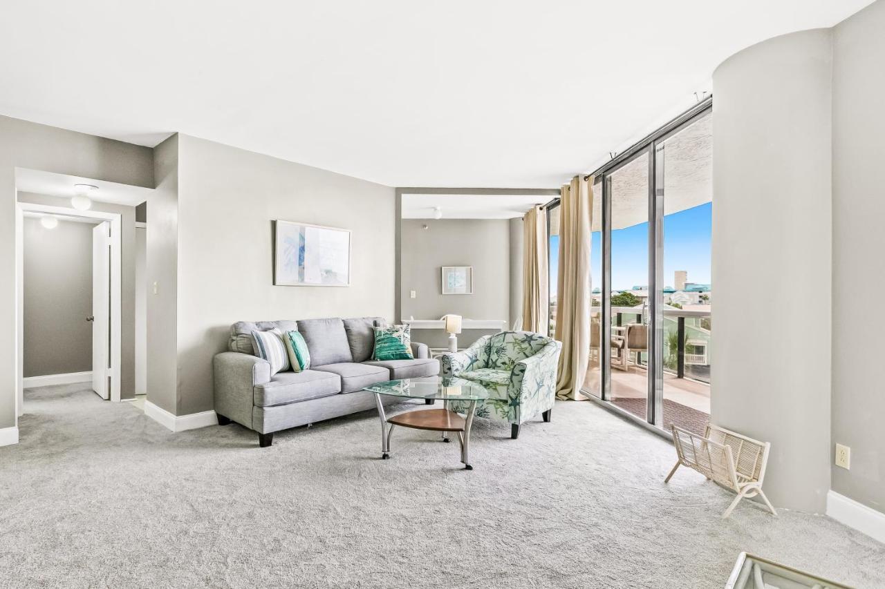 Surfside 4 By Vacasa Holiday home