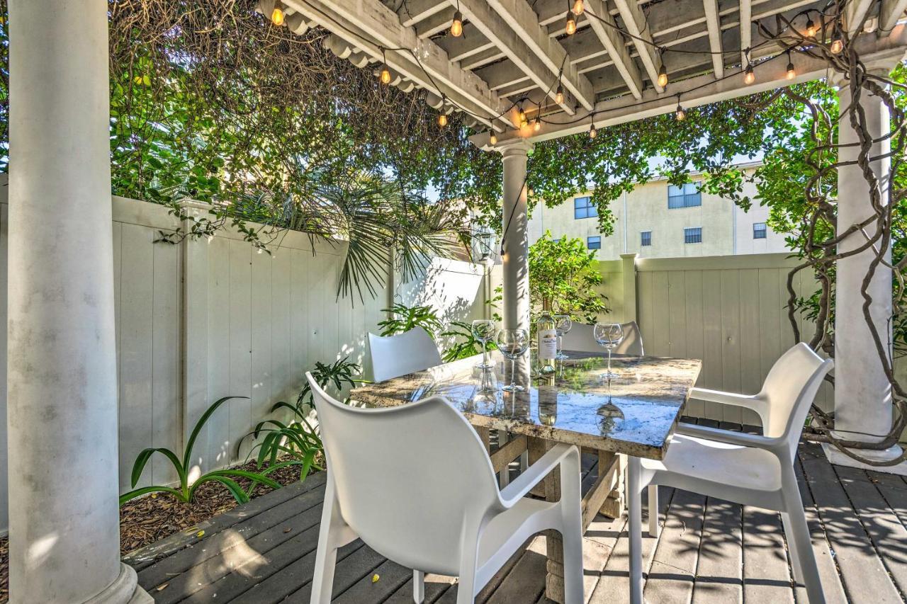 Sugar Beach Haven - Walk To Beach! Holiday home *