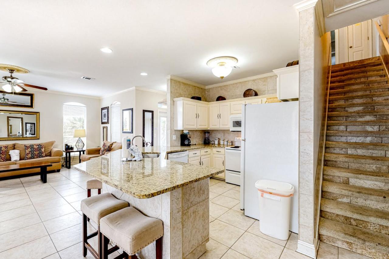 Holiday home Emerald Shores *