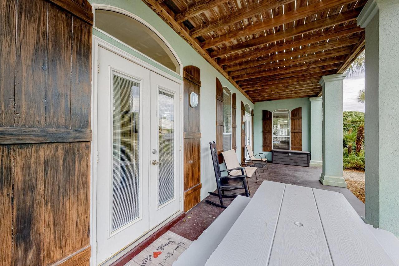 Holiday home Emerald Shores *