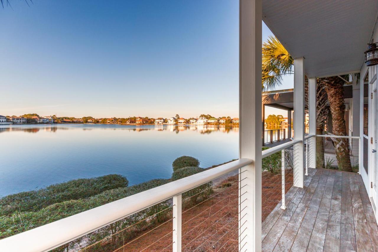 Holiday home Destiny 11b