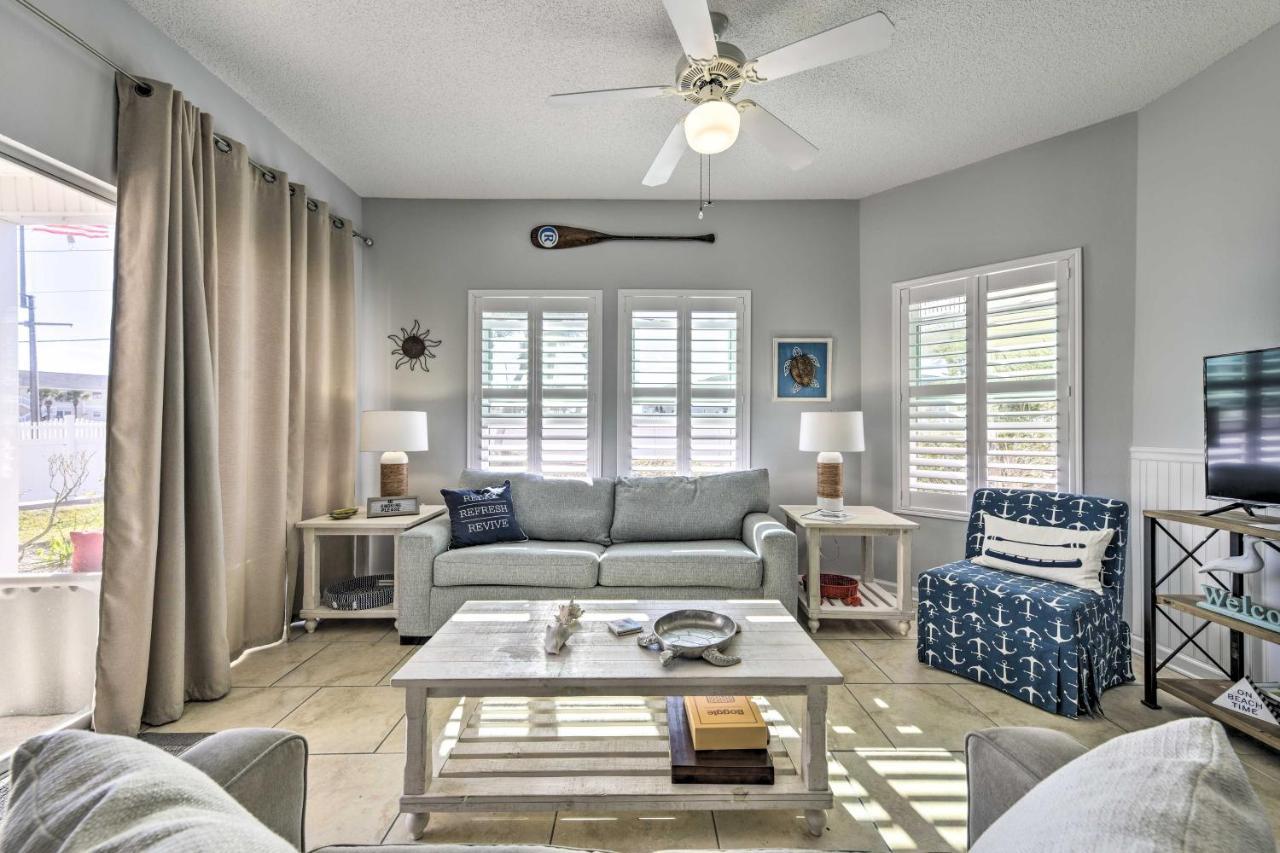 Coastal With Pool - Walk To Beach! *