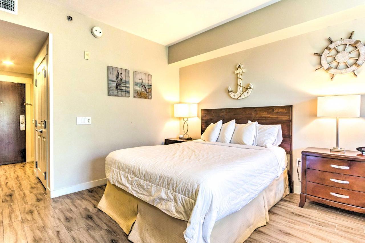 Brilliant Studio Near Baytowne Wharf!
