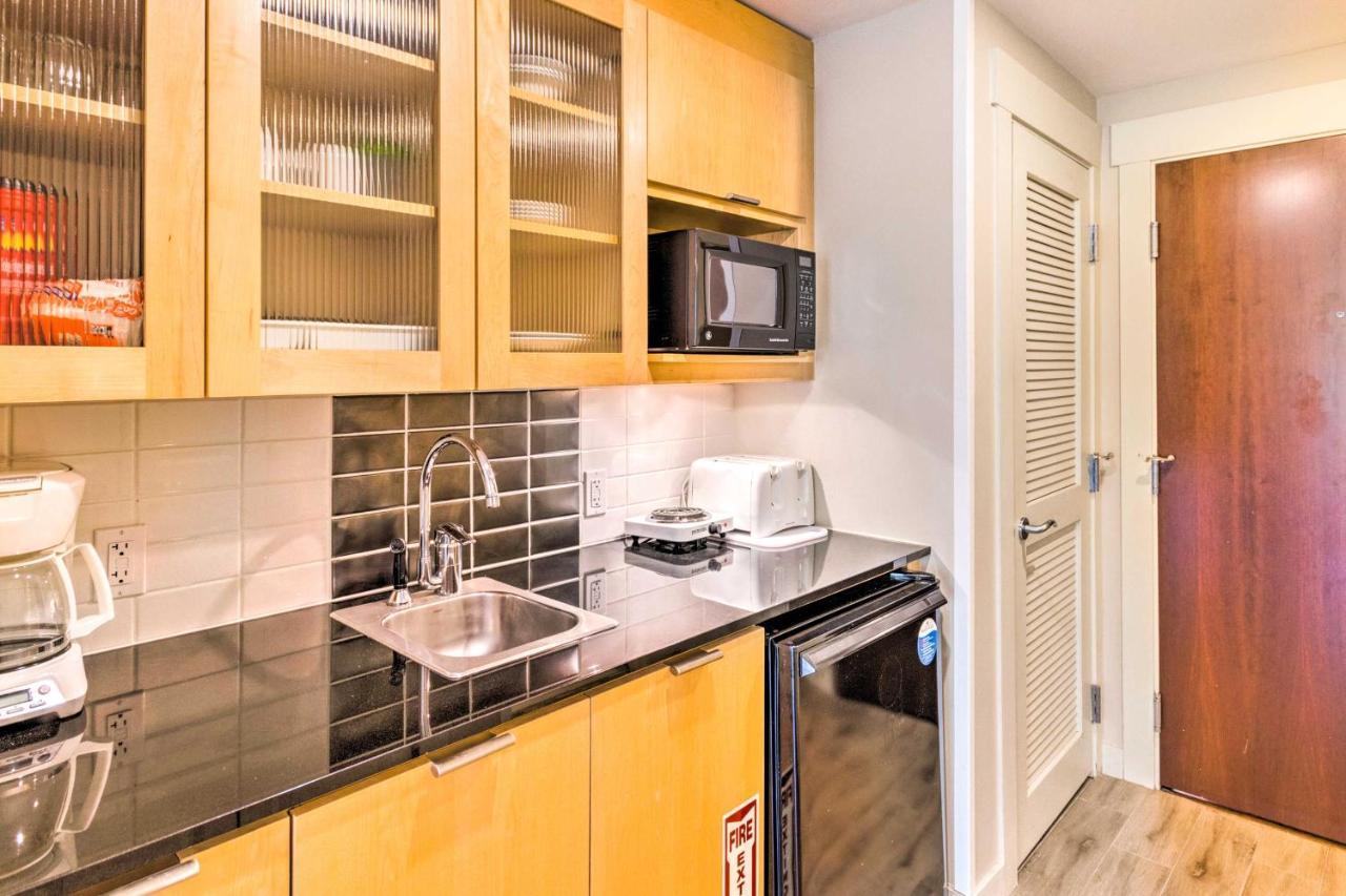Brilliant Studio Near Baytowne Wharf! *