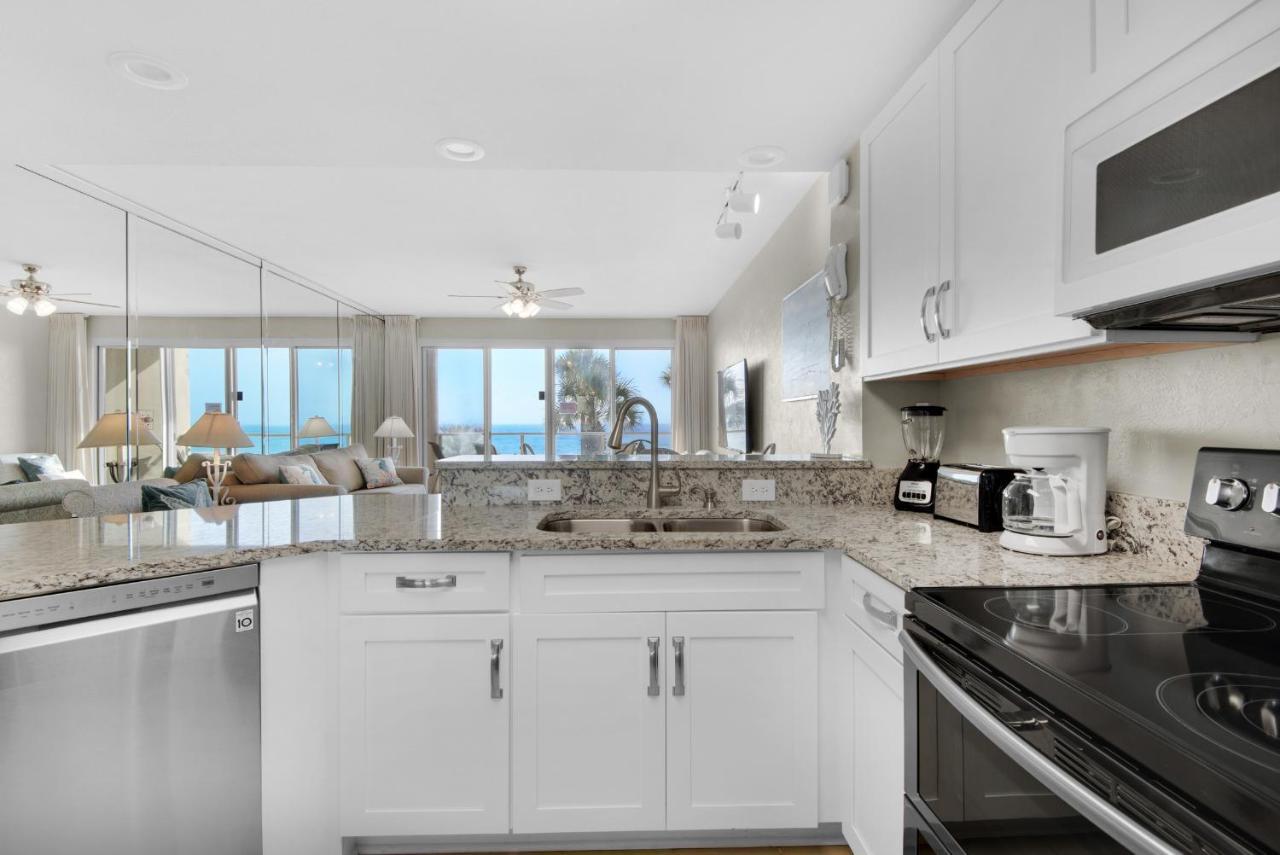 Apartment Sterling Sands 111 *