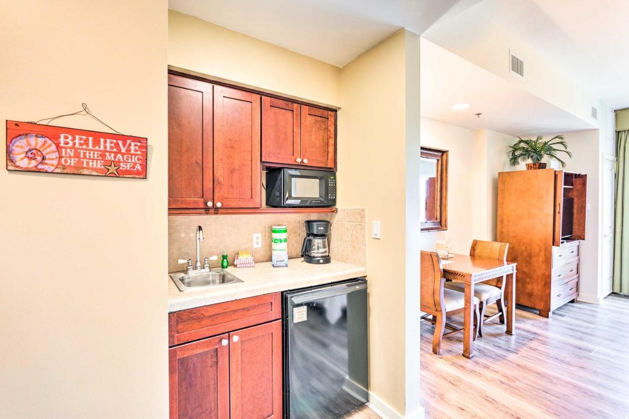 Apartment With Pool Access - Walk To Miramar Beach! Destin