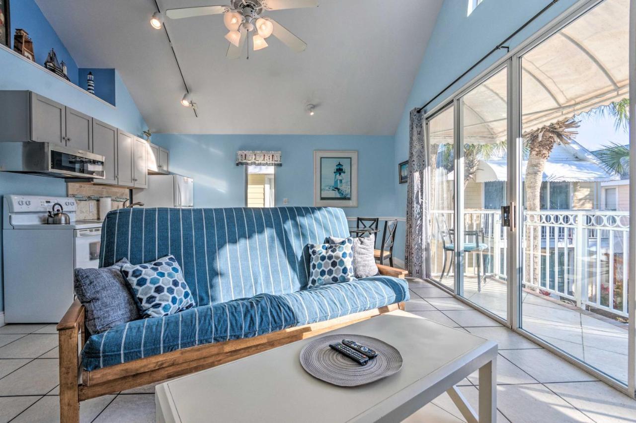 Charming Walk To Beach And Dining! Holiday home *