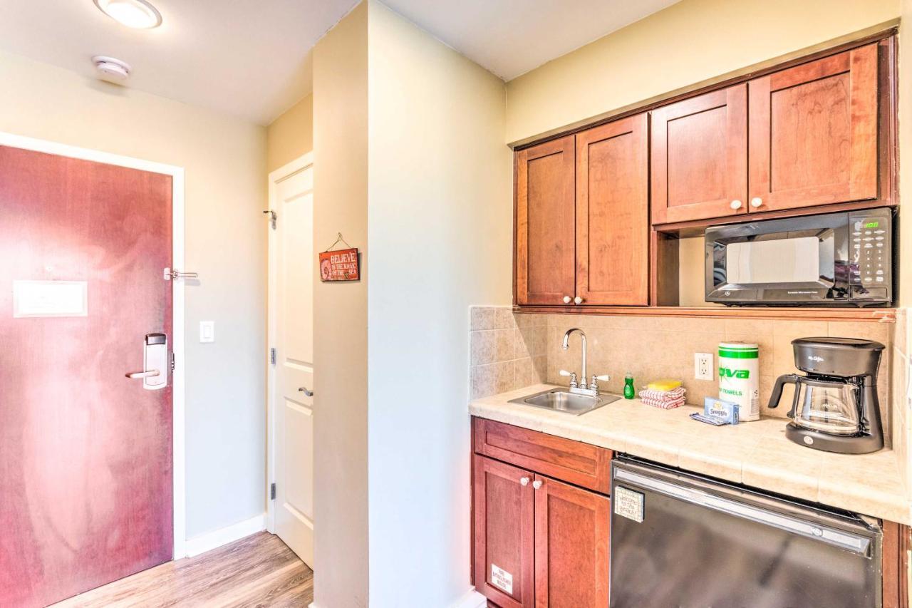 Apartment With Pool Access - Walk To Miramar Beach! *