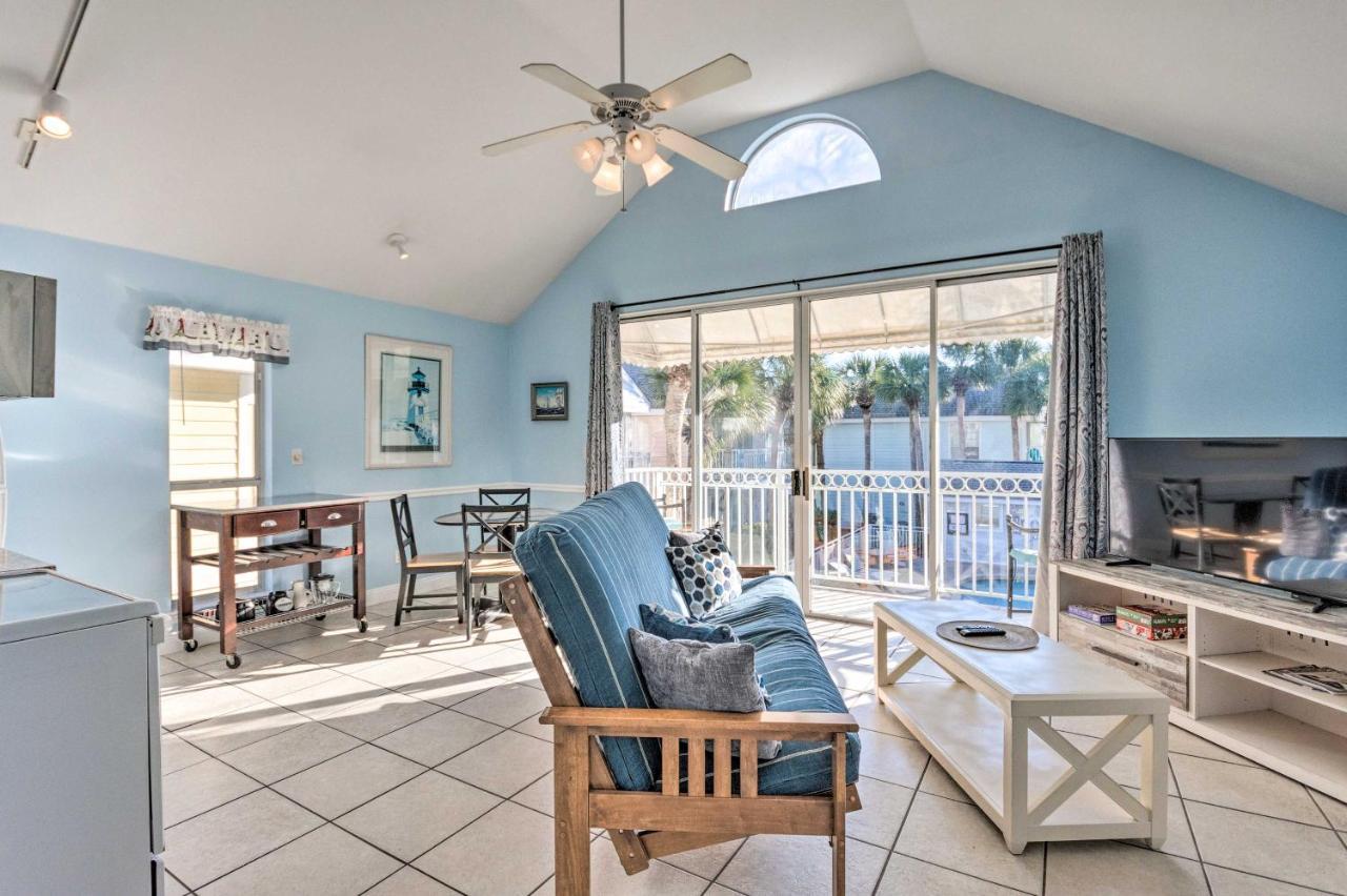 Charming Walk To Beach And Dining! Destin