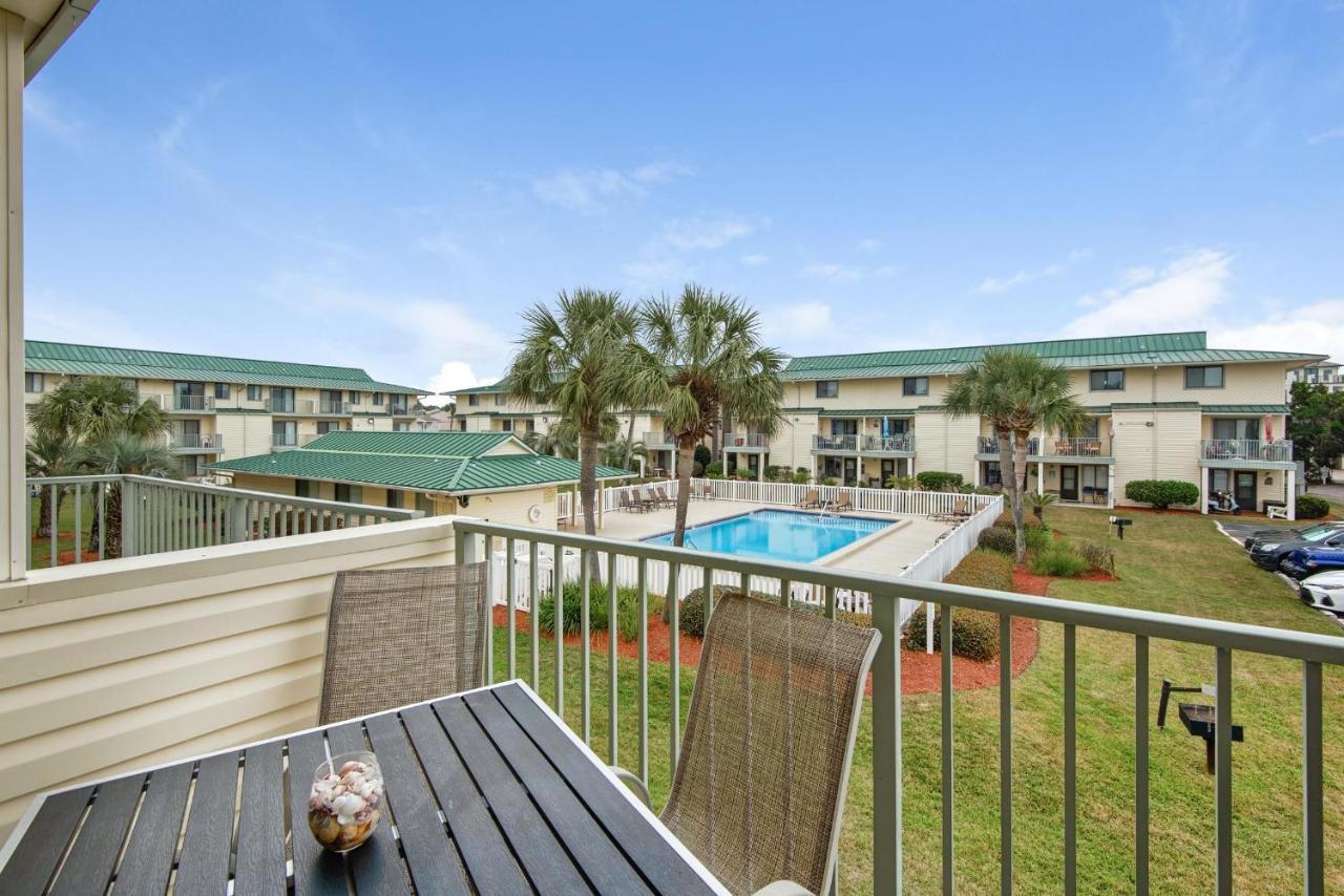 Apartment Sandprints A4 Destin