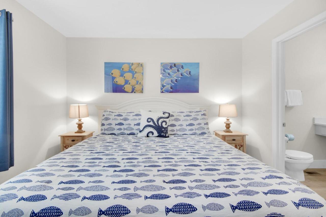 Sandprints A4 Apartment Destin