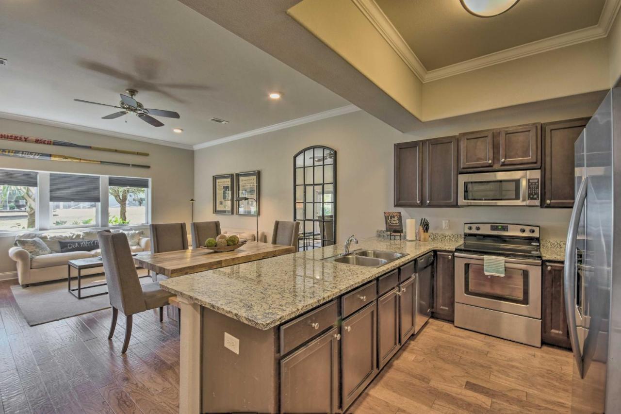 Apartment Miramar Patio, Pool, Walk To Gulf! *