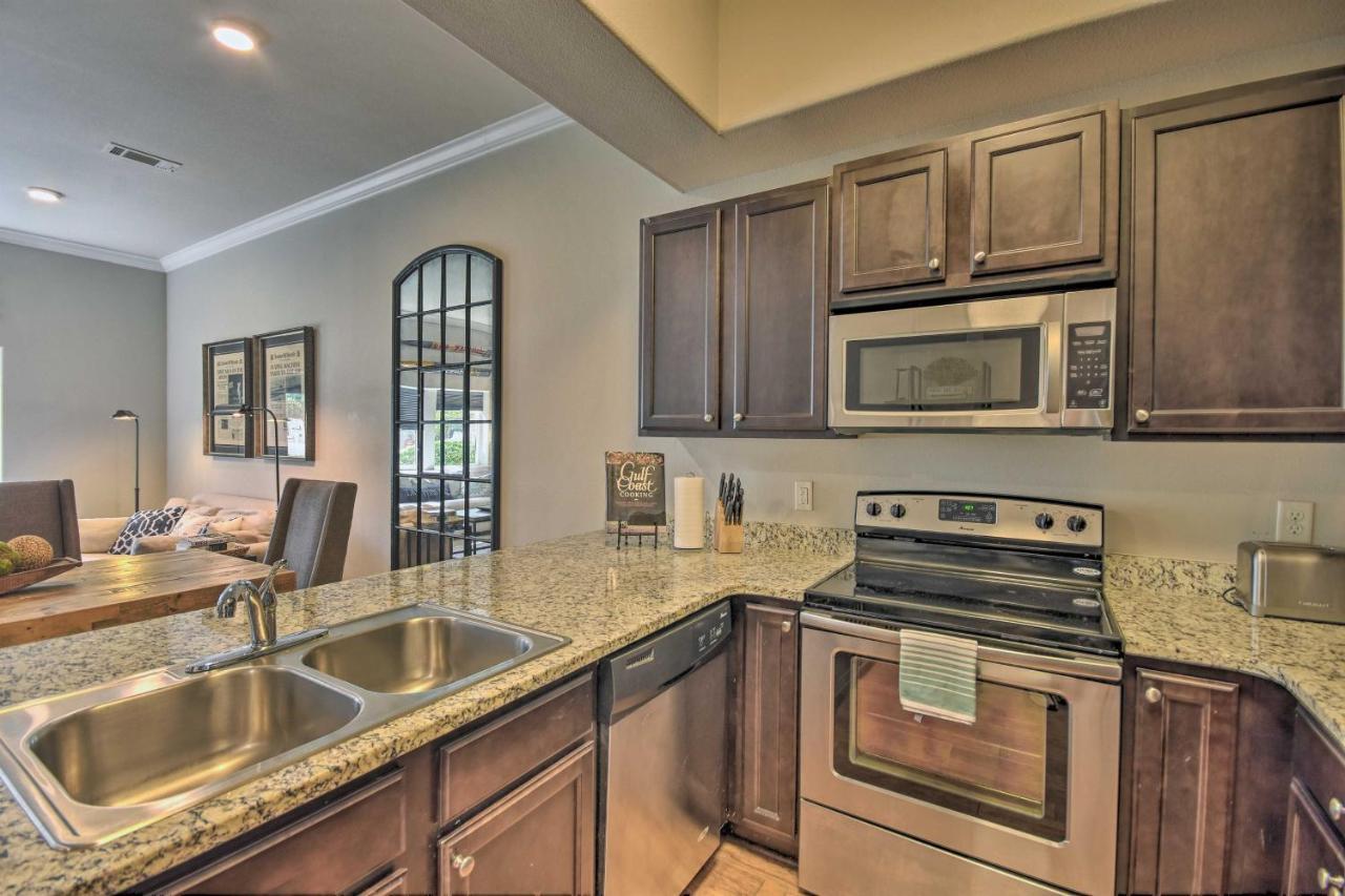 Miramar Patio, Pool, Walk To Gulf! *