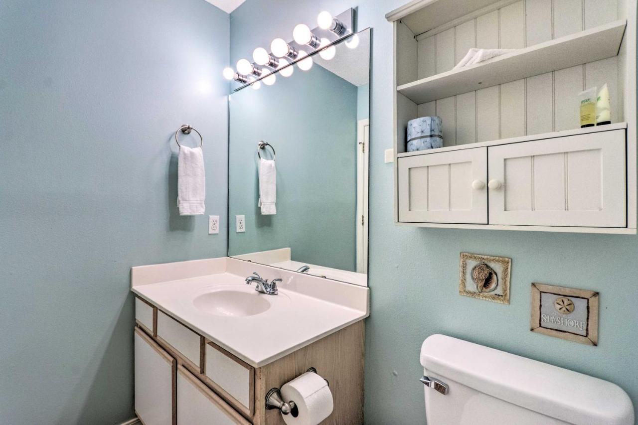Charming Miramar With Perks! Destin