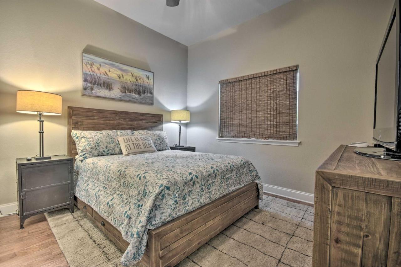 Miramar Patio, Pool, Walk To Gulf! * Destin