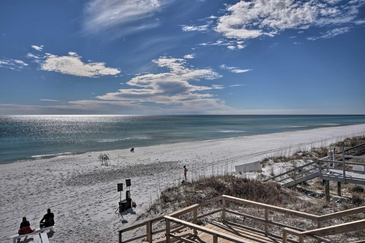 Miramar Patio, Pool, Walk To Gulf! Apartment
