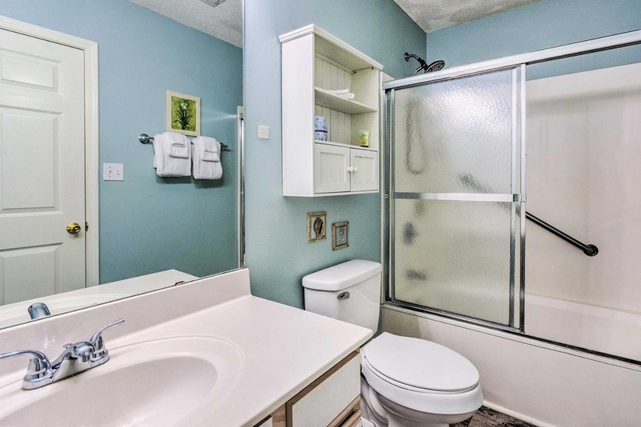 Charming Miramar With Perks! Apartment
