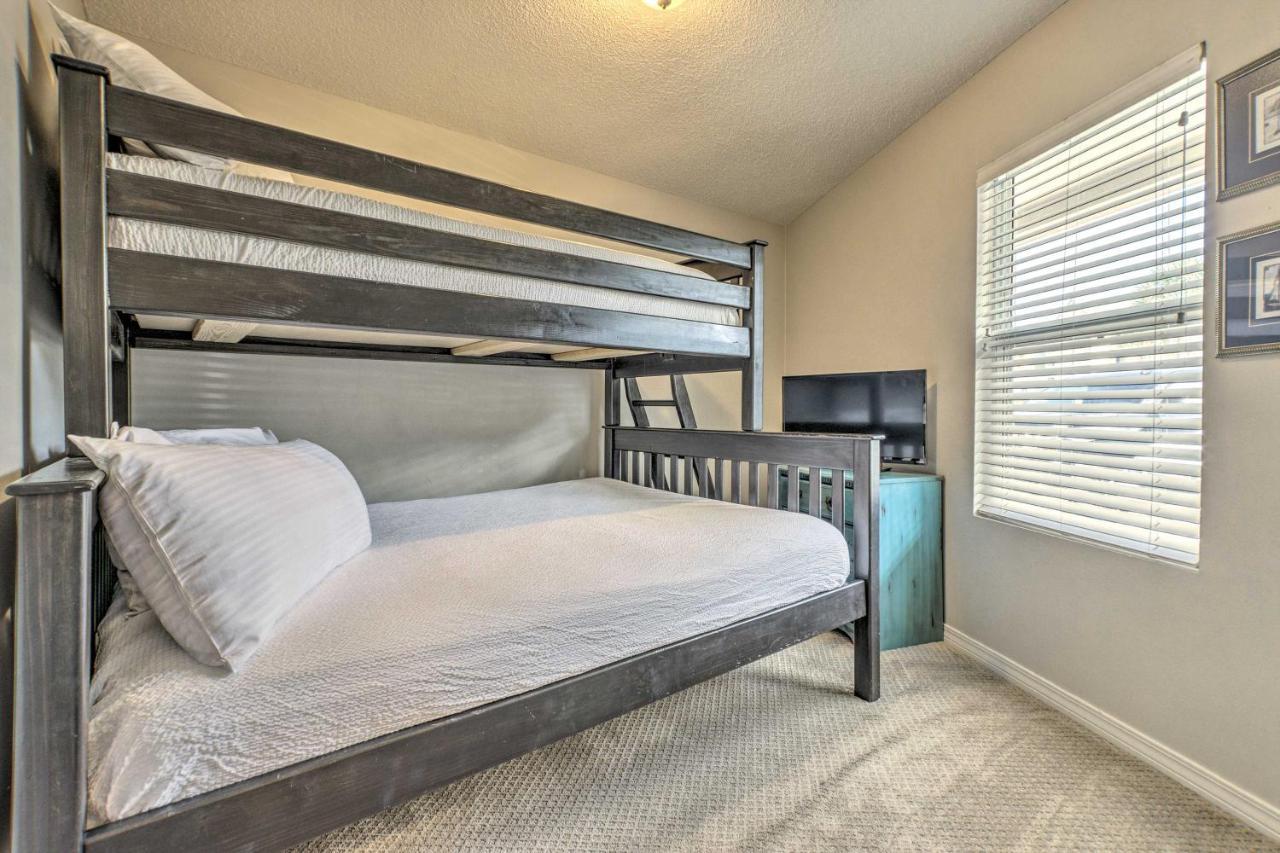 Charming Miramar With Perks! Destin