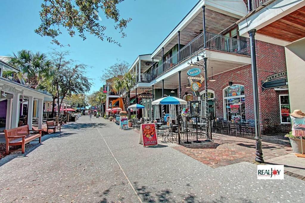 Lovely Sandestin With Balcony And Sunset View Apartment *