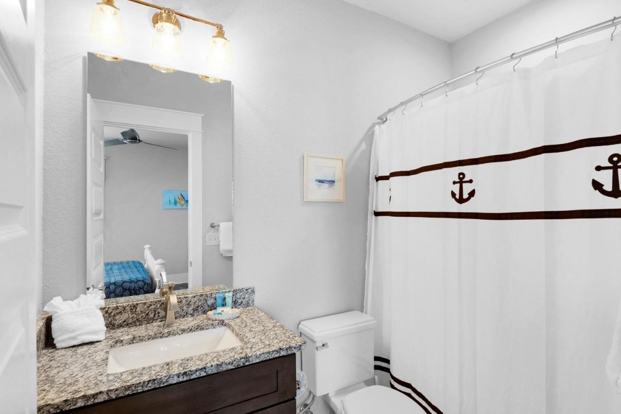 Anchored Holiday home