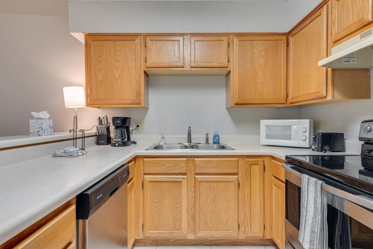 Cozy 1br With Pool And Gym Centrally Located * Destin